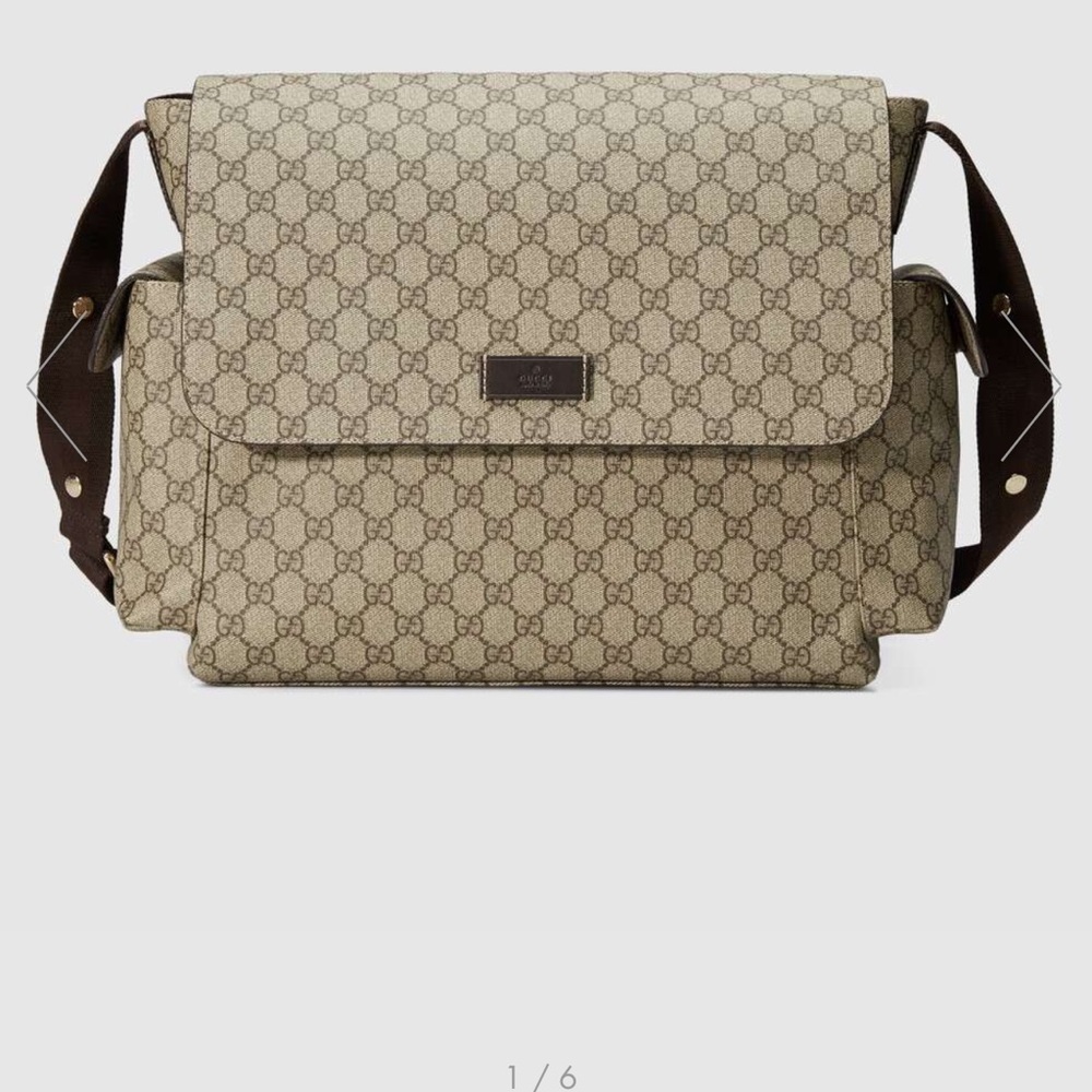 **Like New** Gucci Diaper Bag!  Used a few times!